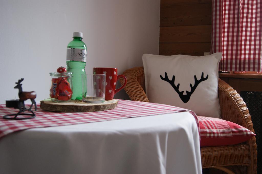 Hotel Arturo Celerina/Schlarigna Екстер'єр фото